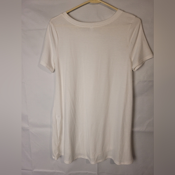 Zenana Premium Womens Shirt Top Blouse Size L Ivory color Buttons Accents - Picture 3 of 3
